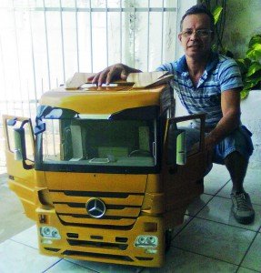 Paixão por miniaturas e caminhões - conheça o trabalho do potiguar Cícero Rodrigues 1 t