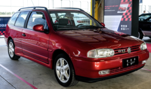 Golf GTI: modelo faz 50 anos e receberá novo lote no Brasil 3 Golf GTI: modelo faz 50 anos e receberá novo lote no Brasil